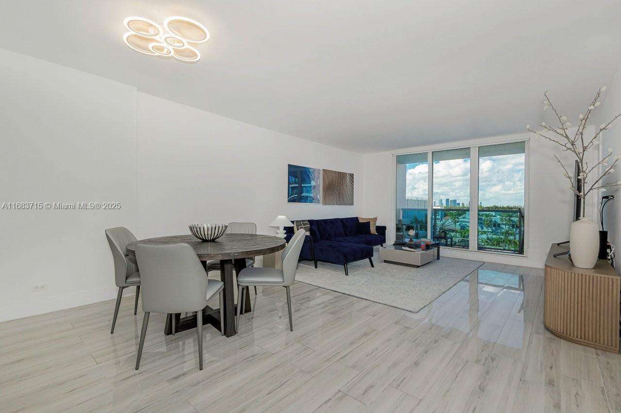 Roney Palace at 2301 Collins Ave, Miami Beach, FL 33139 - For Rent photo 1