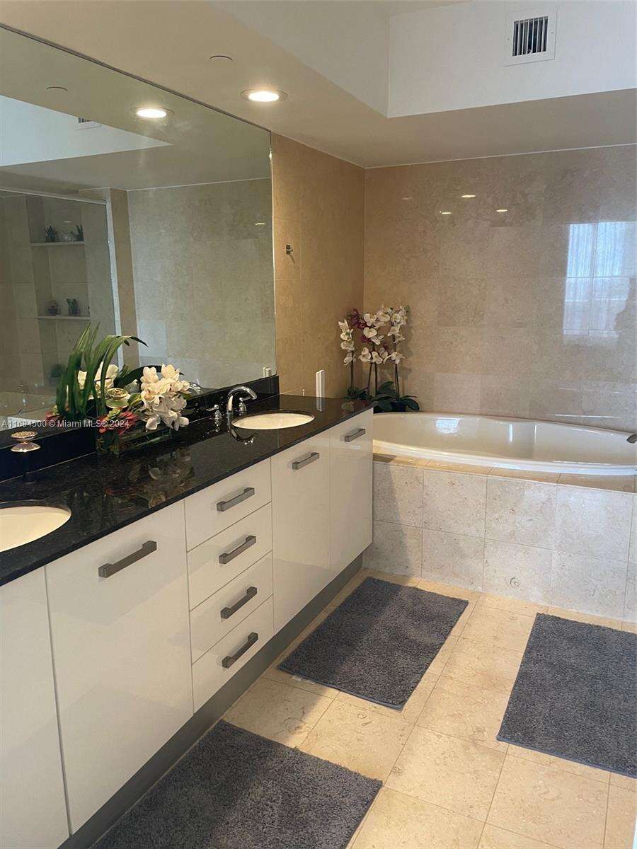 The Beach Club Two at 1830 Ocean Dr, Hallandale Beach, FL 33009 - For Rent photo 12