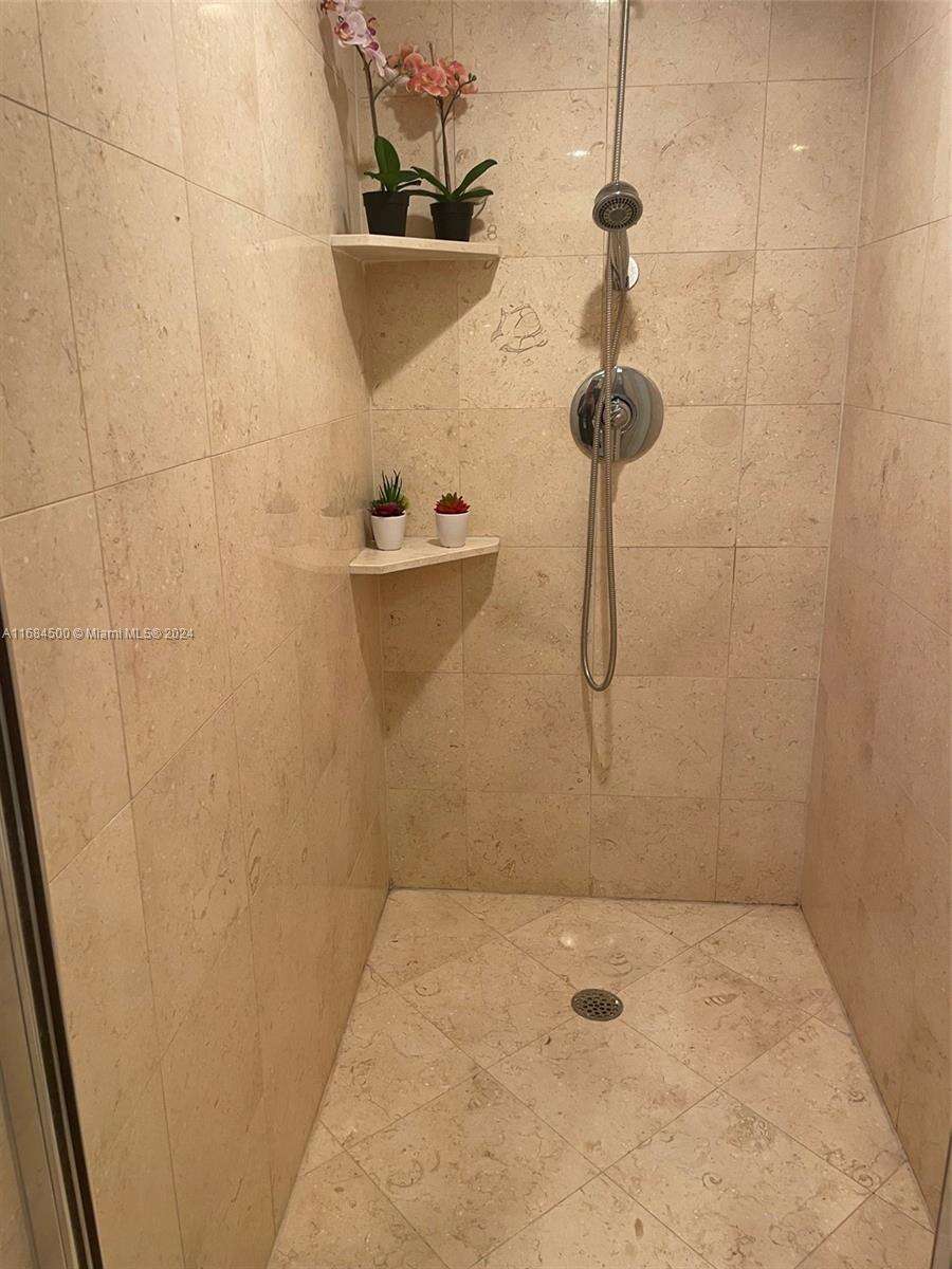 The Beach Club Two at 1830 Ocean Dr, Hallandale Beach, FL 33009 - For Rent photo 19