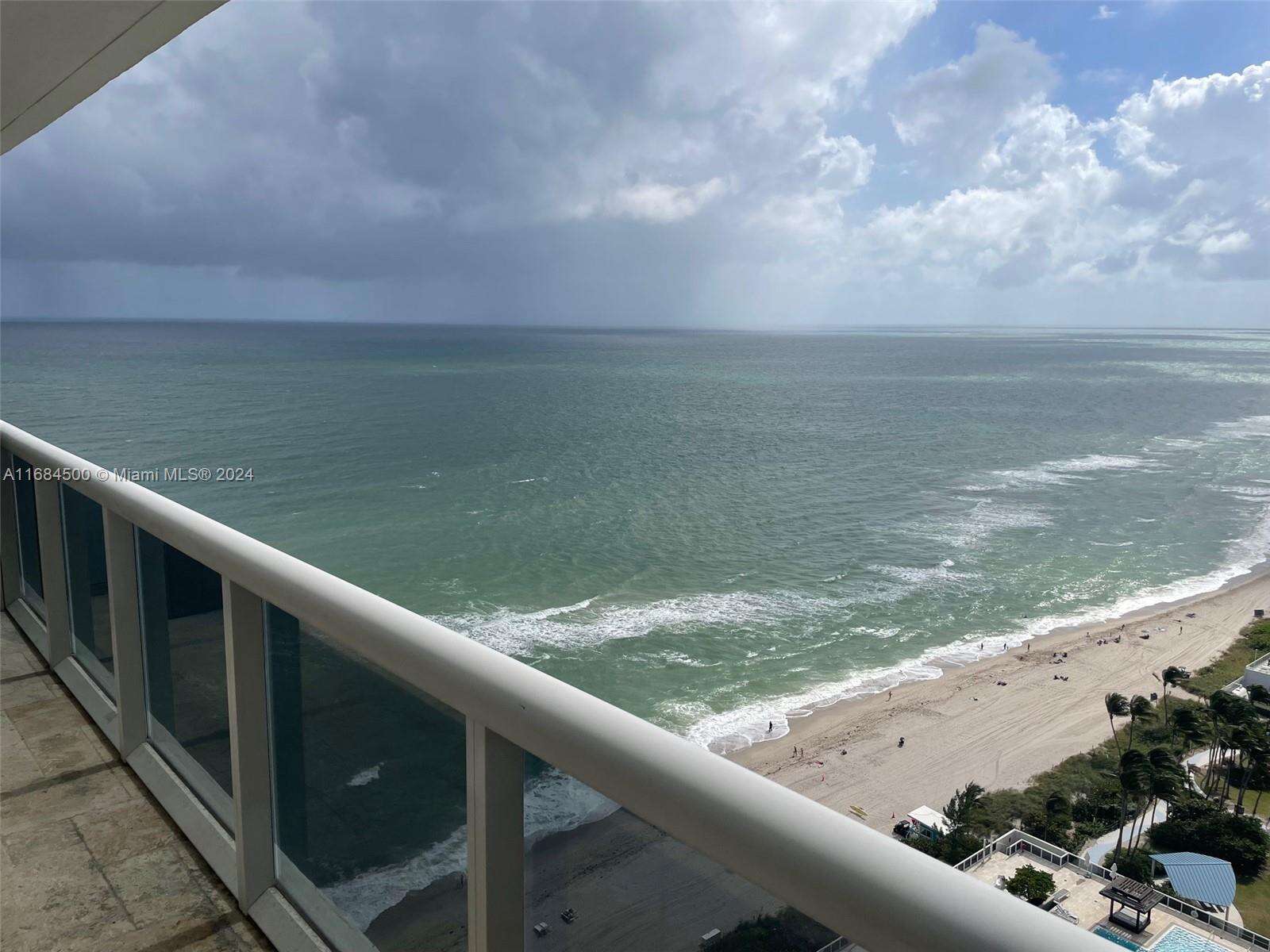 The Beach Club Two at 1830 Ocean Dr, Hallandale Beach, FL 33009 - For Rent photo 21