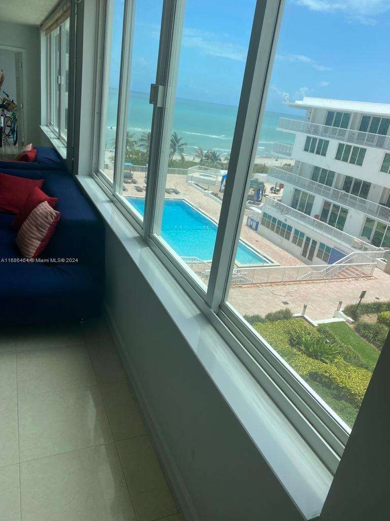 The Carriage House at 5401 Collins Ave, Miami Beach, FL 33140 - For Rent photo 2