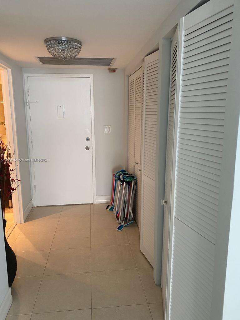The Carriage House at 5401 Collins Ave, Miami Beach, FL 33140 - For Rent photo 11
