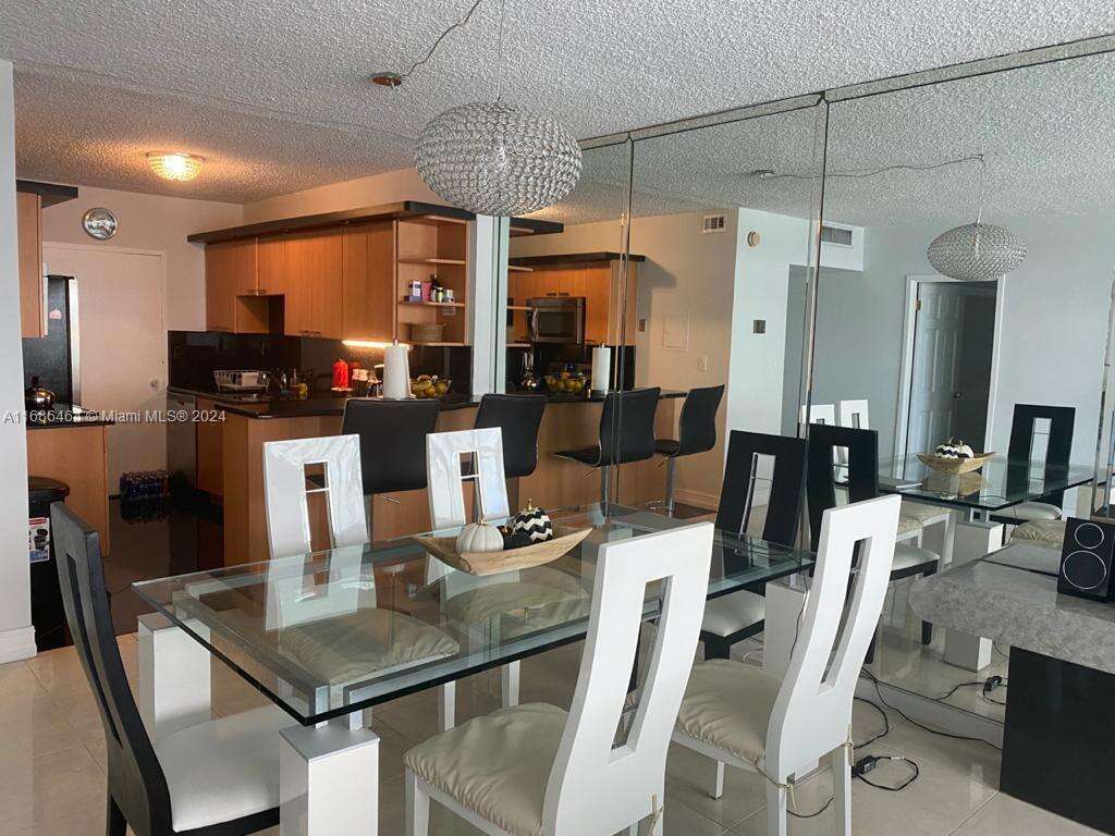 The Carriage House at 5401 Collins Ave, Miami Beach, FL 33140 - For Rent photo 17