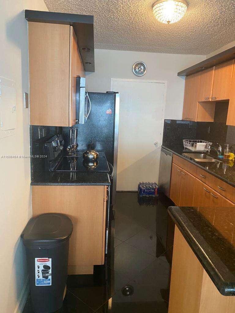 The Carriage House at 5401 Collins Ave, Miami Beach, FL 33140 - For Rent photo 20
