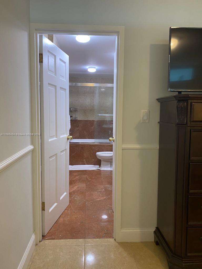 The Carriage House at 5401 Collins Ave, Miami Beach, FL 33140 - For Rent photo 30