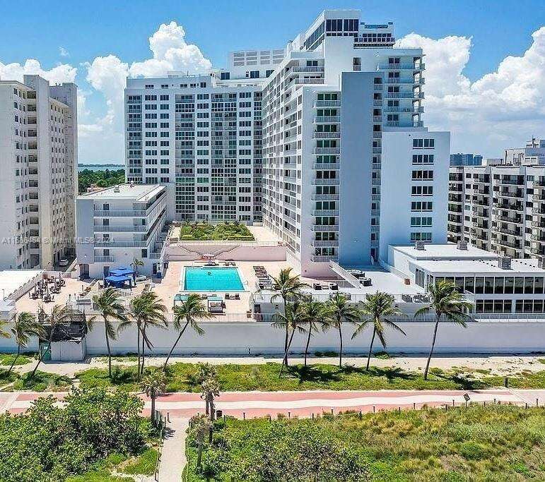The Carriage House at 5401 Collins Ave, Miami Beach, FL 33140 - For Rent photo 42