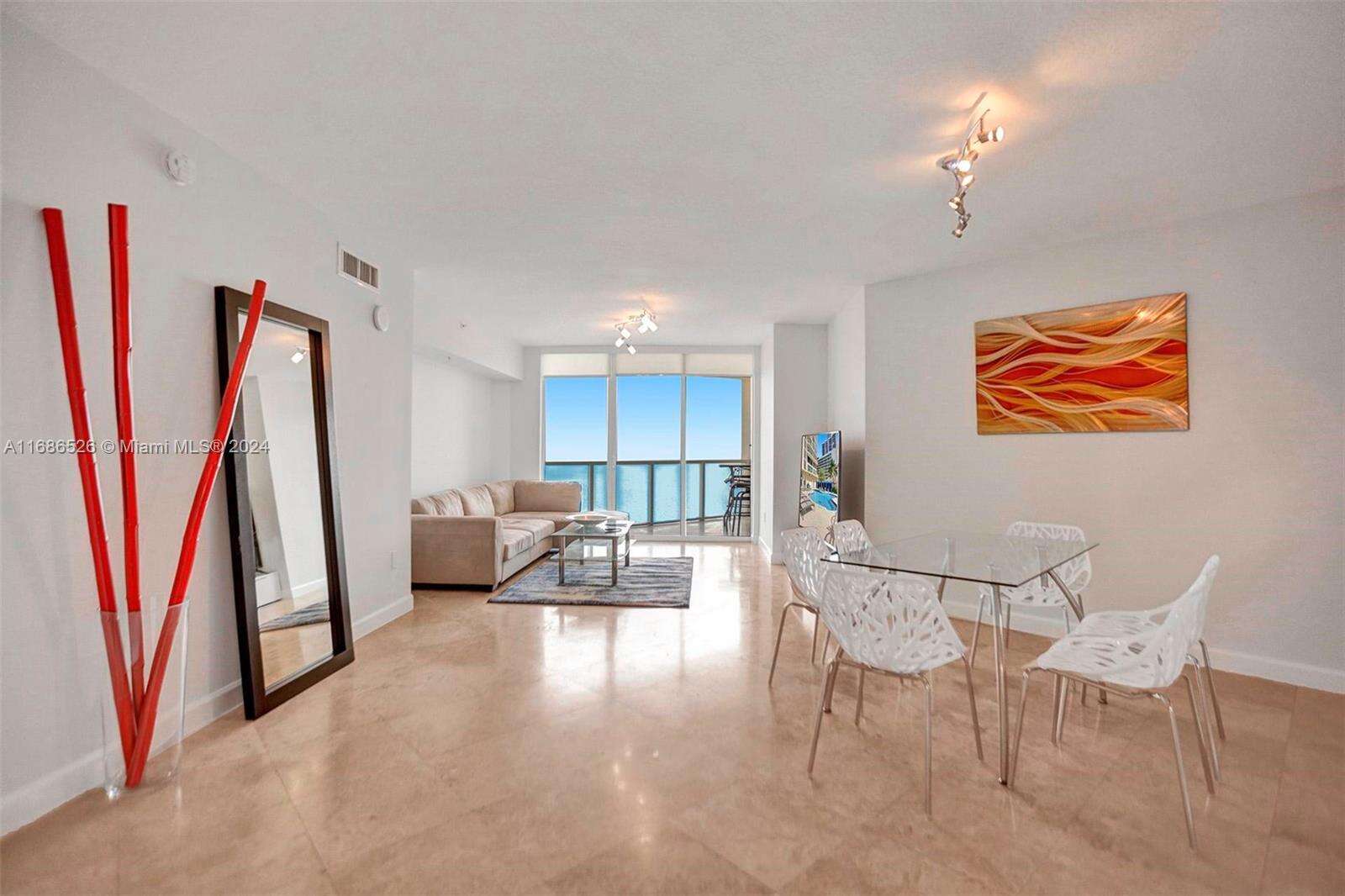 La Perla at 16699 Collins Ave, Sunny Isles Beach, FL 33160 - For Rent photo 17