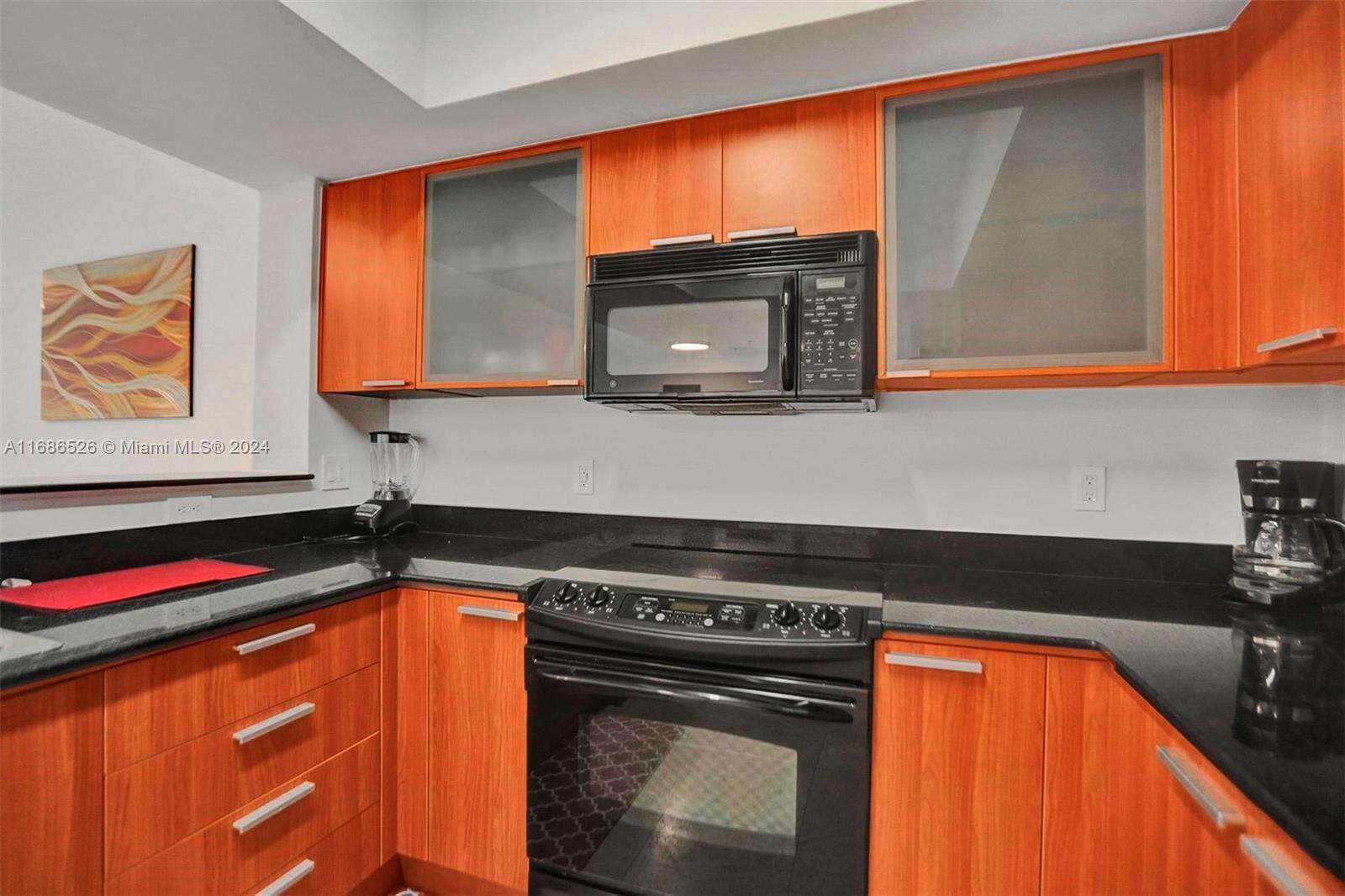 La Perla at 16699 Collins Ave, Sunny Isles Beach, FL 33160 - For Rent photo 19