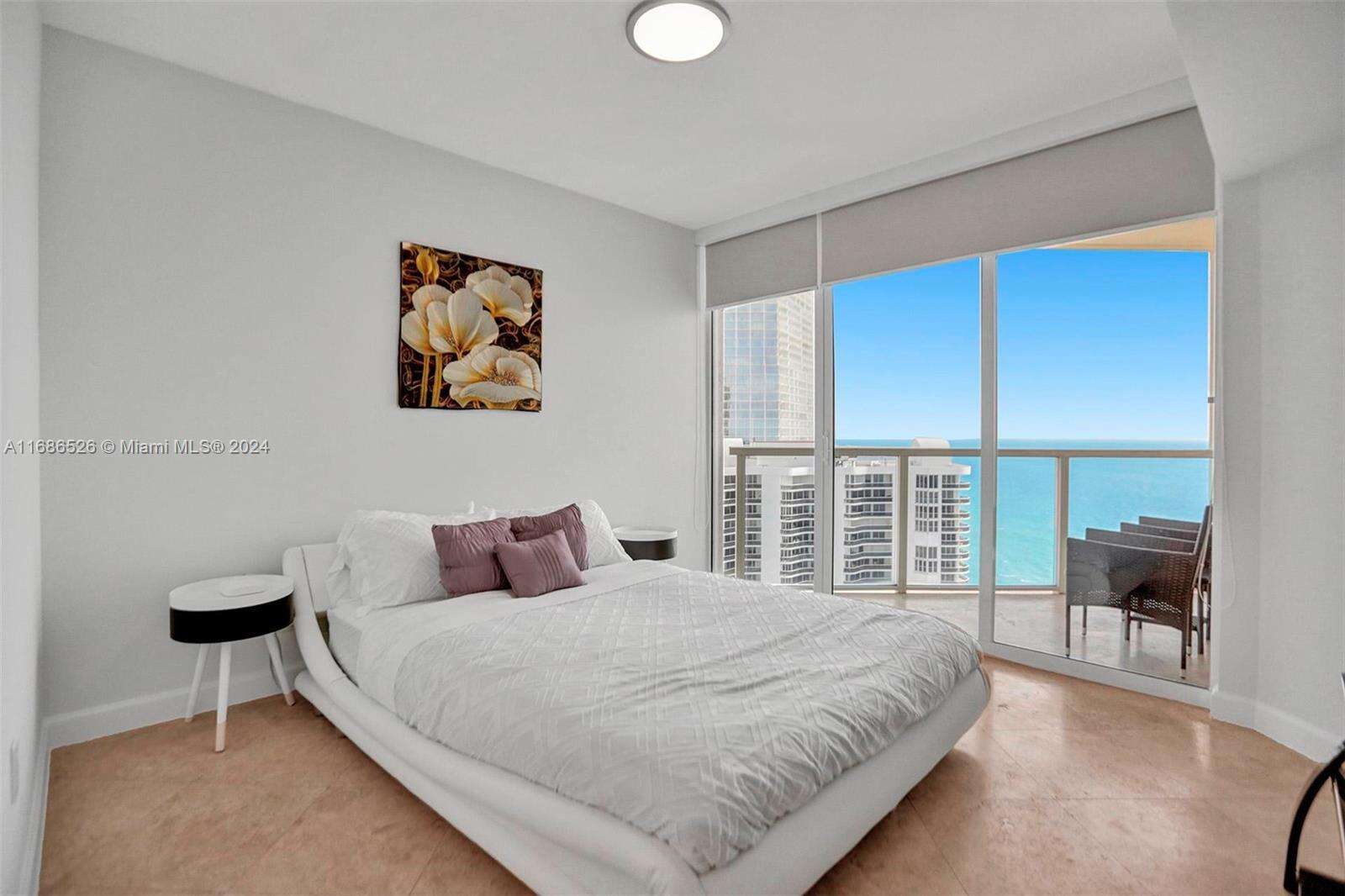 La Perla at 16699 Collins Ave, Sunny Isles Beach, FL 33160 - For Rent photo 26