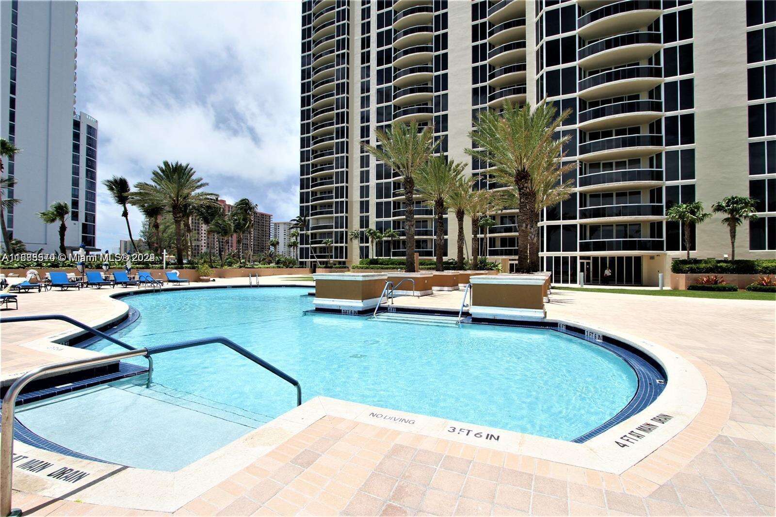 Pinnacle at 17555 Collins Ave, Sunny Isles Beach, FL 33160 - For Rent photo 13