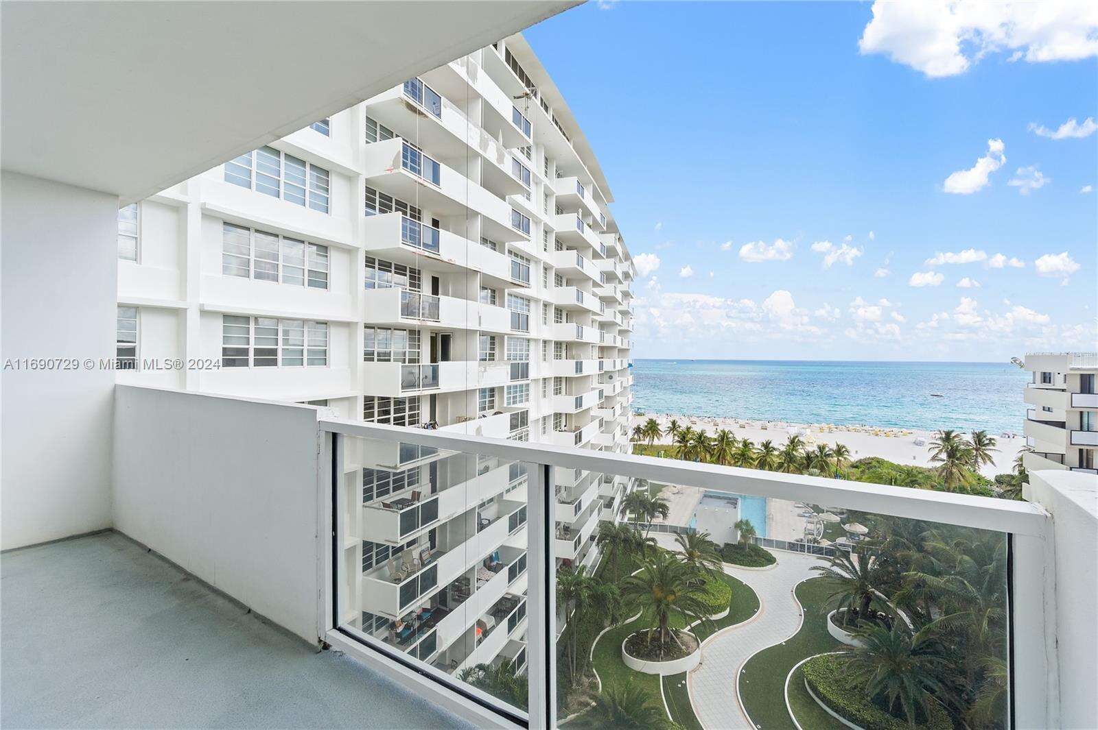 Decoplage at 100 Lincoln Rd, Miami Beach, FL 33139 - For Rent photo 2