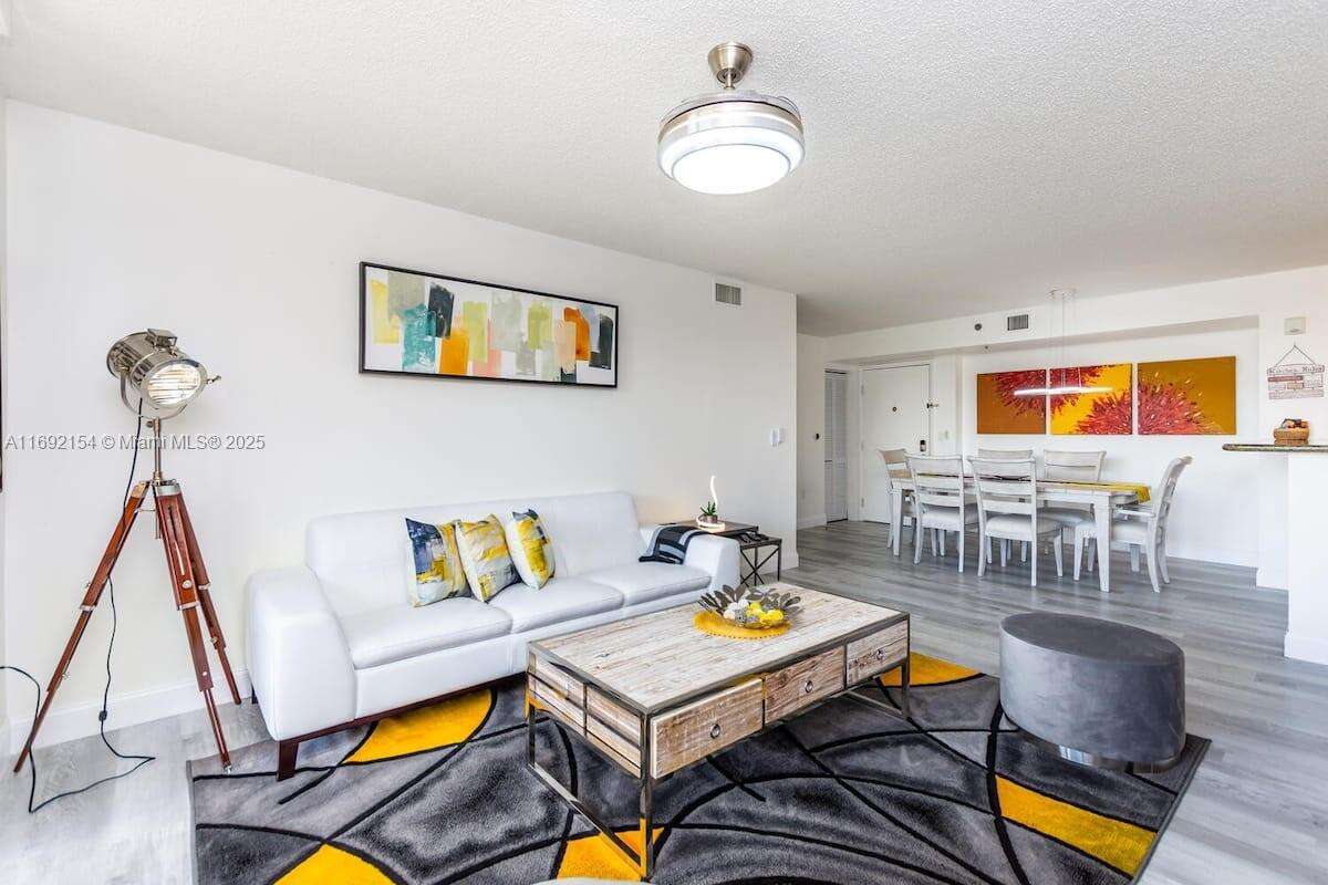 The Yacht Club At Aventura at 19999 Country Club Dr, Aventura, FL 33180 - For Rent photo 1