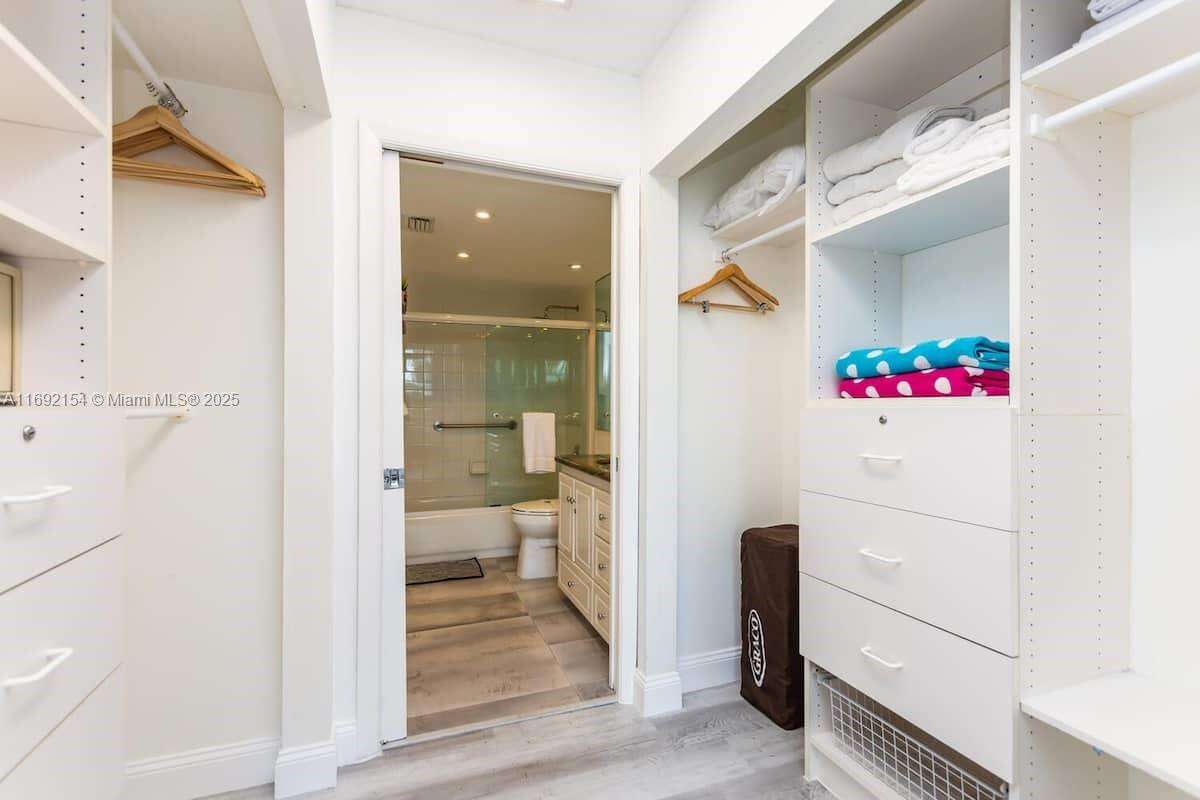 The Yacht Club At Aventura at 19999 Country Club Dr, Aventura, FL 33180 - For Rent photo 23