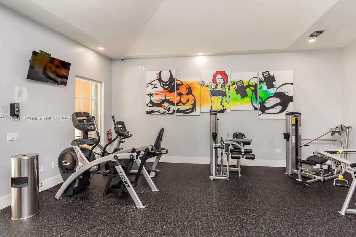 The Yacht Club At Aventura at 19999 Country Club Dr, Aventura, FL 33180 - For Rent photo 35