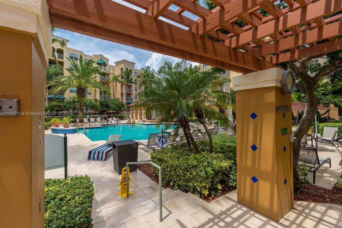 The Yacht Club At Aventura at 19999 Country Club Dr, Aventura, FL 33180 - For Rent photo 37