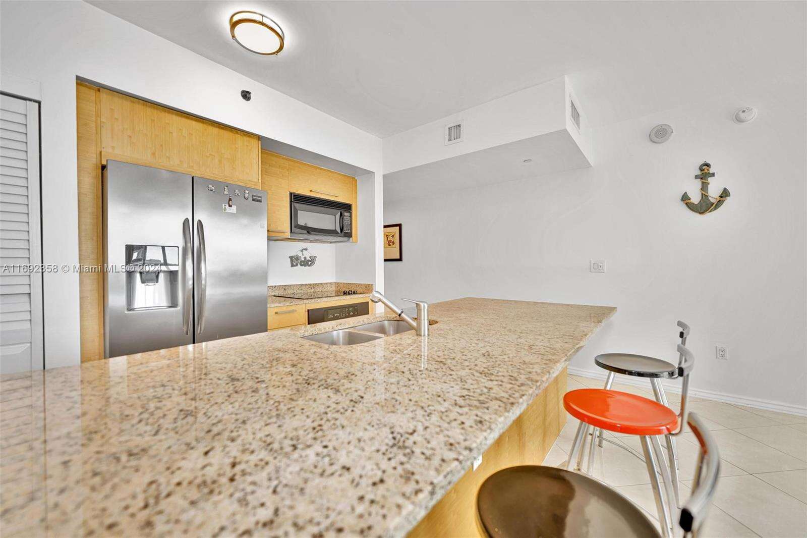 The Beach Club Two at 1830 Ocean Dr, Hallandale Beach, FL 33009 - For Rent photo 7