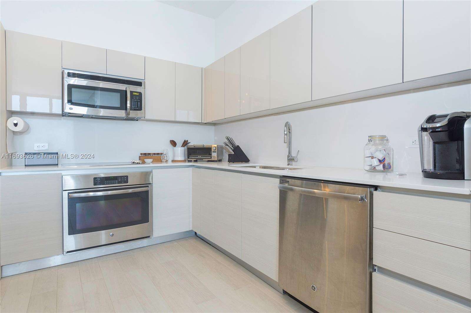 Beachwalk Condo at 2600 Hallandale Beach Blvd, Hallandale Beach, FL 33009 - For Rent photo 11