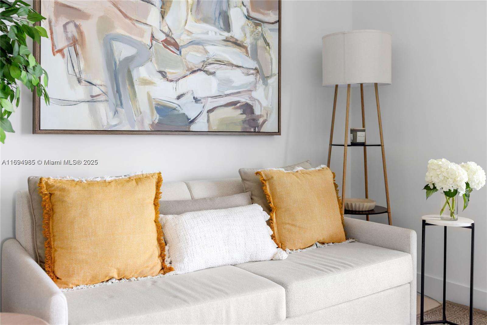 Natiivo | Gale Miami at 159 6th St, Miami, FL 33132 - For Rent photo 3