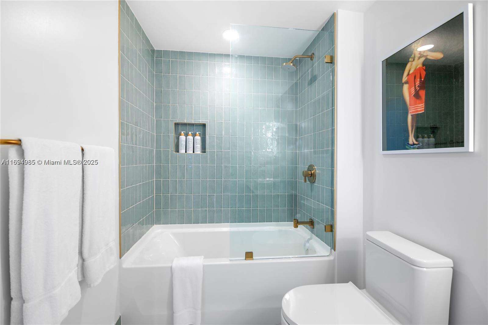 Natiivo | Gale Miami at 159 6th St, Miami, FL 33132 - For Rent photo 26