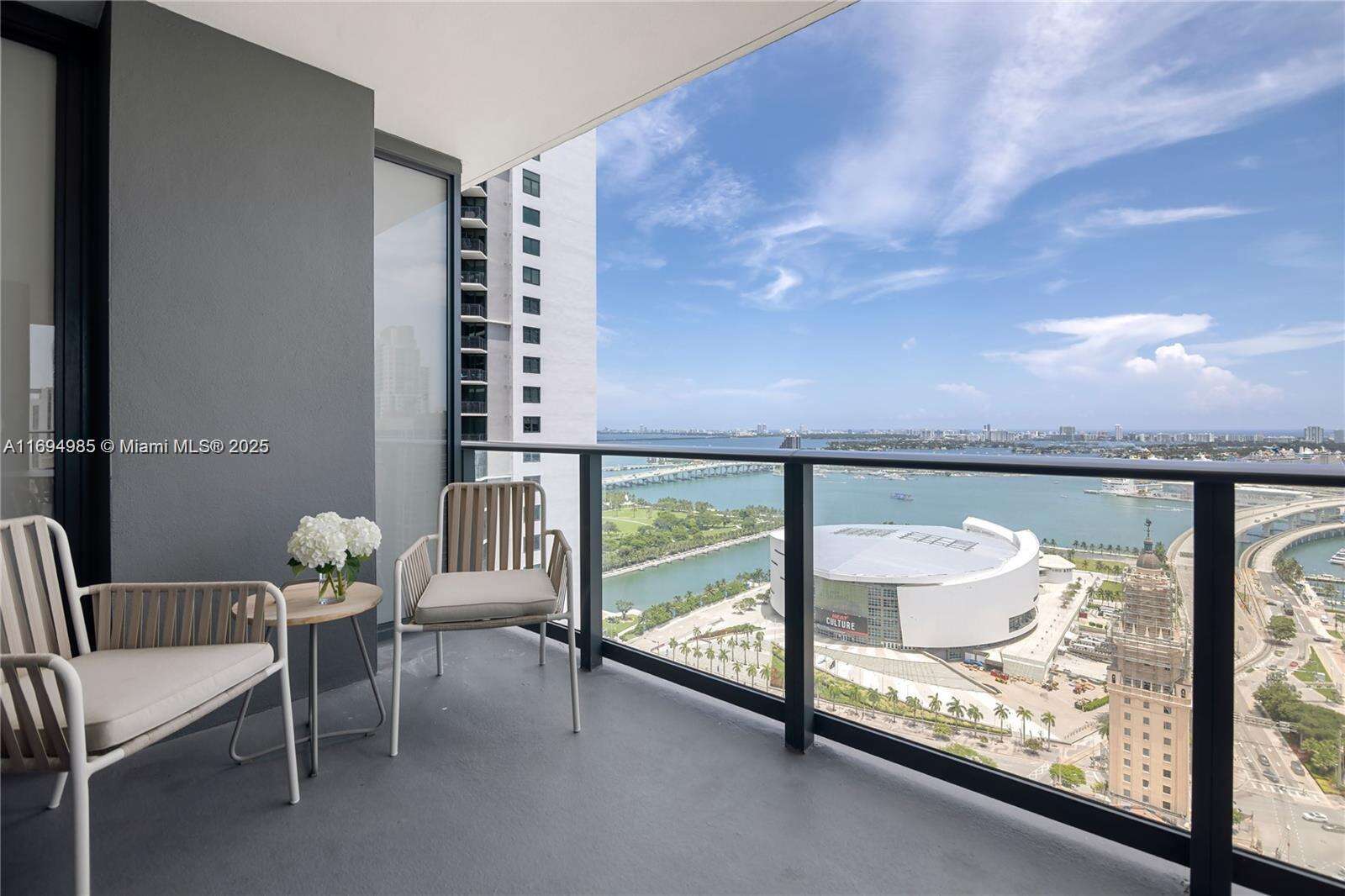 Natiivo | Gale Miami at 159 6th St, Miami, FL 33132 - For Rent photo 35