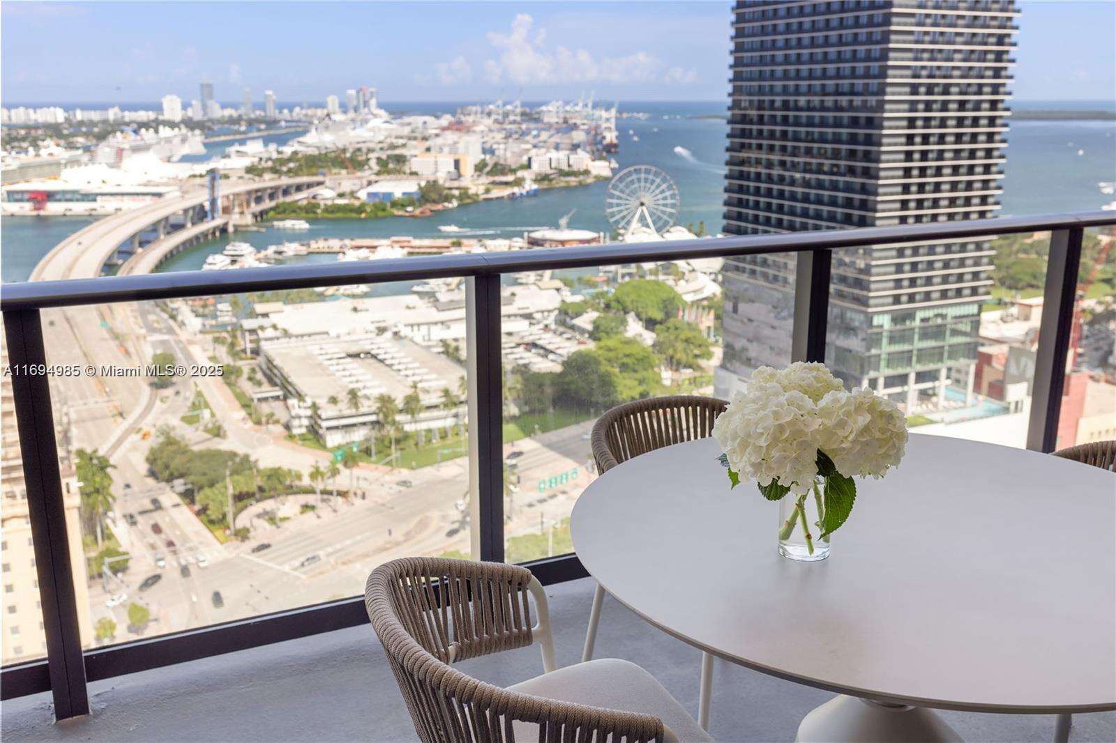 Natiivo | Gale Miami at 159 6th St, Miami, FL 33132 - For Rent photo 37