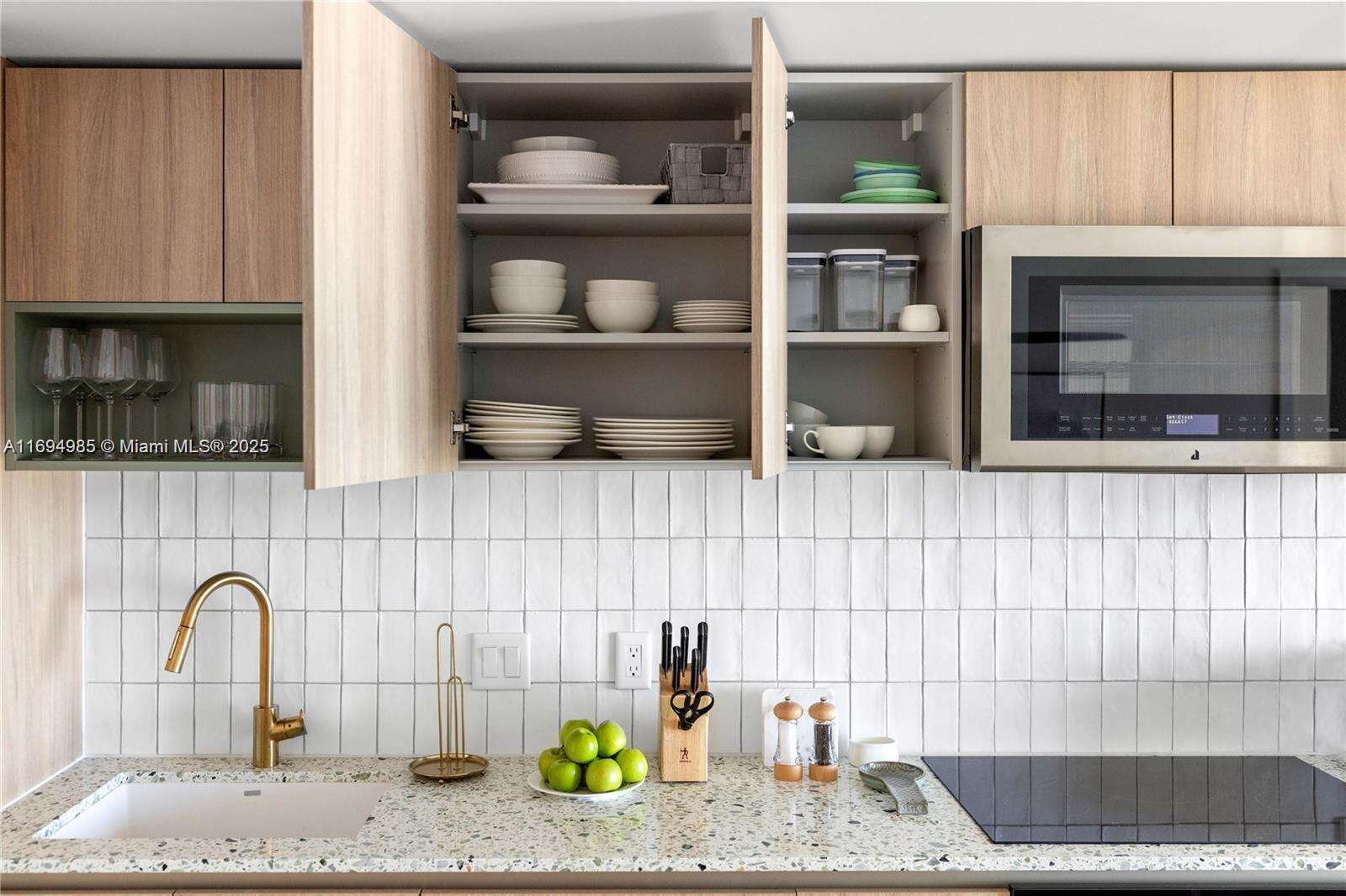 Natiivo | Gale Miami at 159 6th St, Miami, FL 33132 - For Rent photo 10