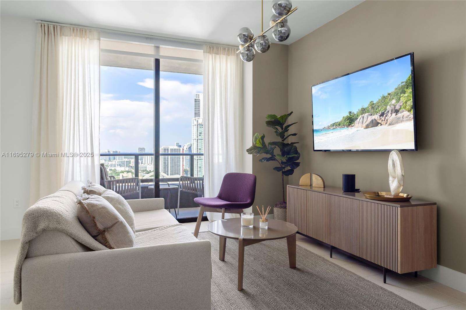 Natiivo | Gale Miami at 159 6th St, Miami, FL 33132 - For Rent photo 1