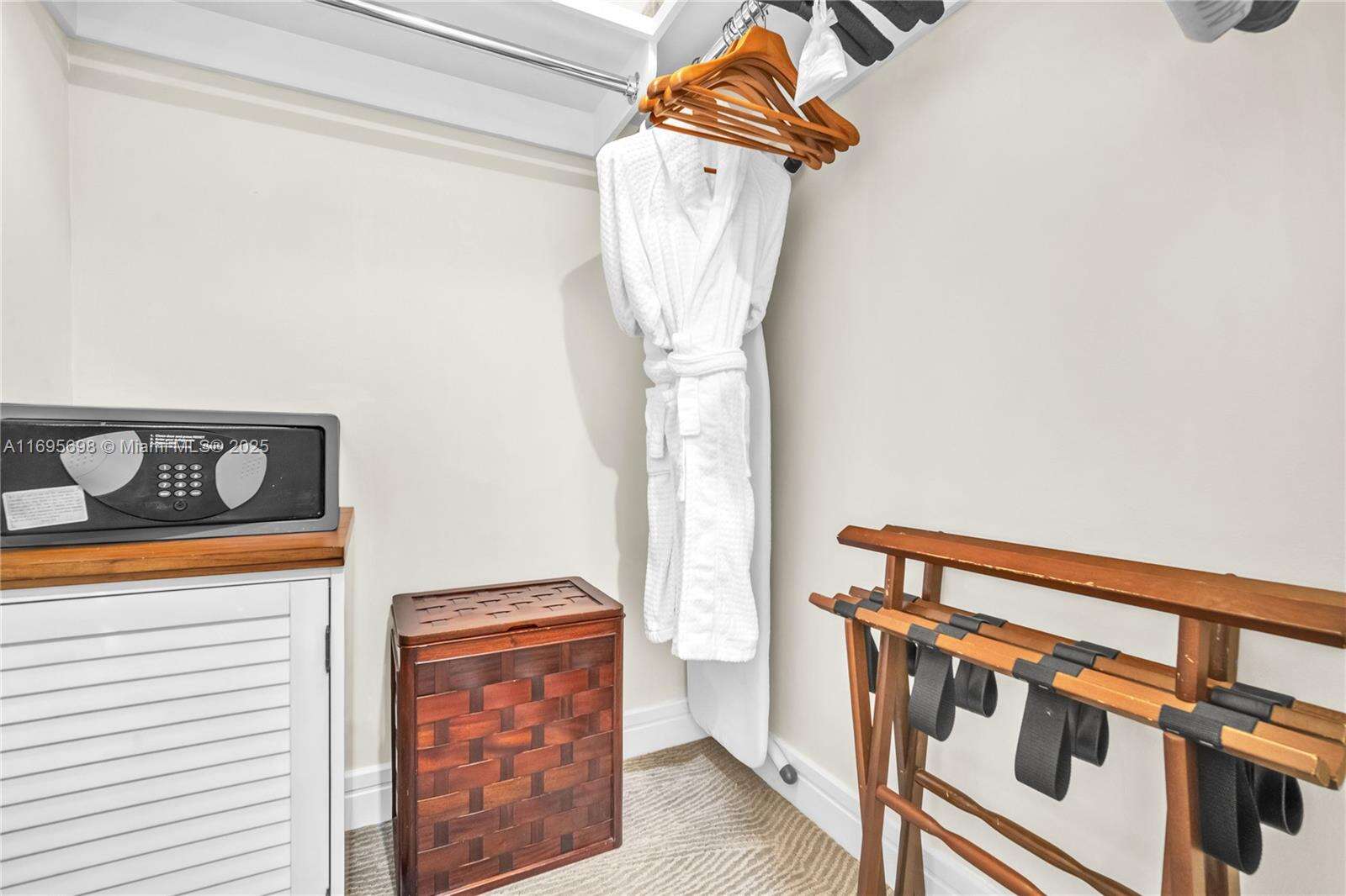 Four Seasons Residences at 1435 Brickell Ave, Miami, FL 33131 - For Rent photo 27