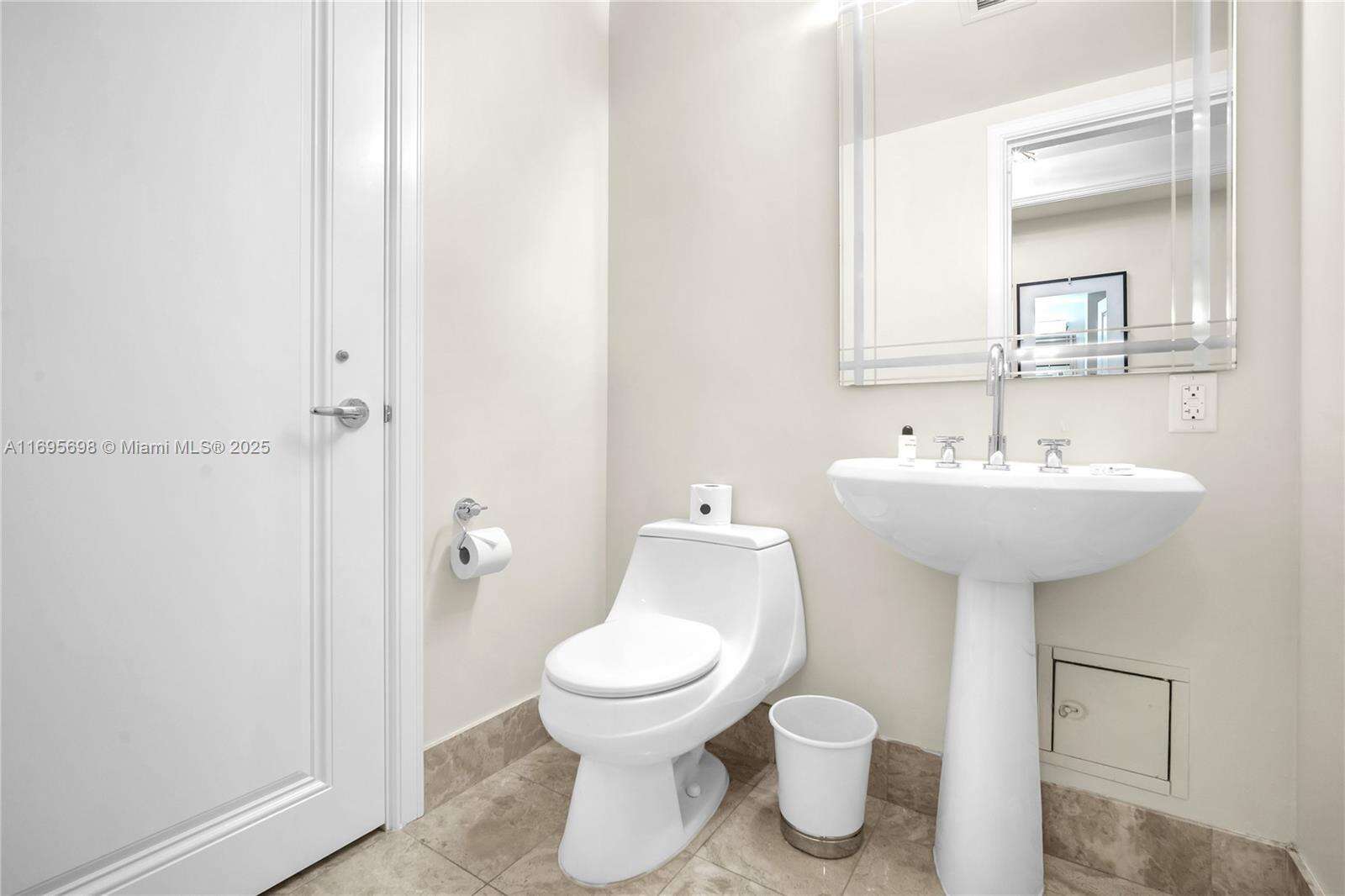 Four Seasons Residences at 1435 Brickell Ave, Miami, FL 33131 - For Rent photo 28