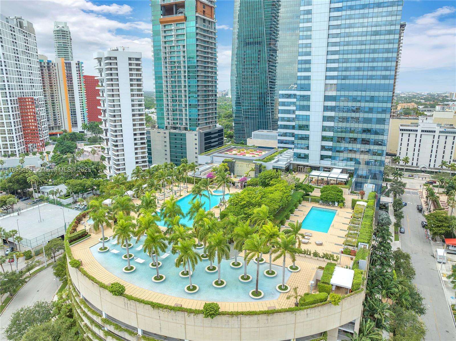 Four Seasons Residences at 1435 Brickell Ave, Miami, FL 33131 - For Rent photo 44