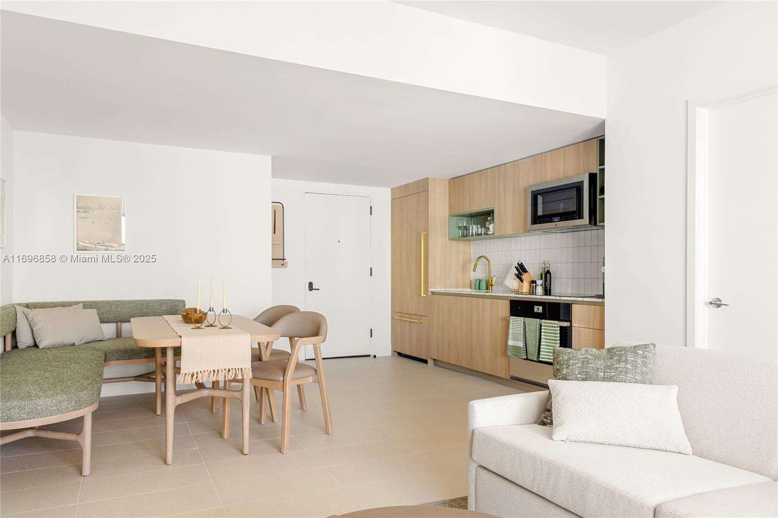 Natiivo | Gale Miami at 159 6th St, Miami, FL 33132 - For Rent photo 6