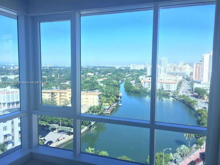 1 Hotel & Homes at 102 24th St, Miami Beach, FL 33139 - For Rent photo 23