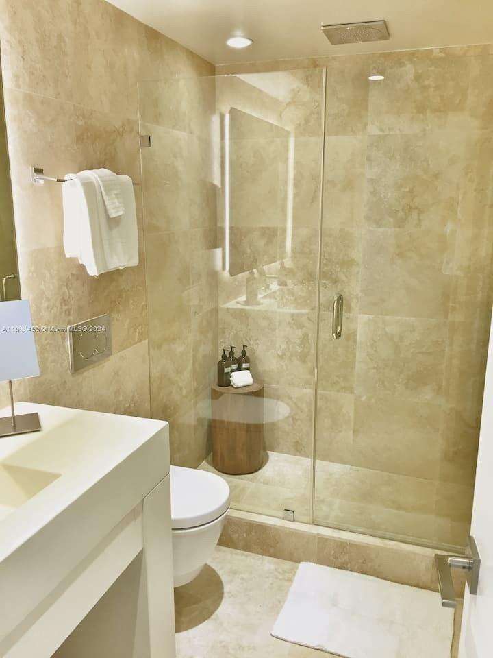 1 Hotel & Homes at 102 24th St, Miami Beach, FL 33139 - For Rent photo 27
