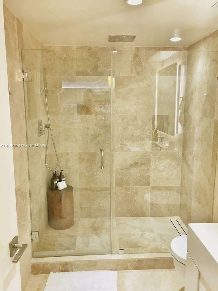 1 Hotel & Homes at 102 24th St, Miami Beach, FL 33139 - For Rent photo 31