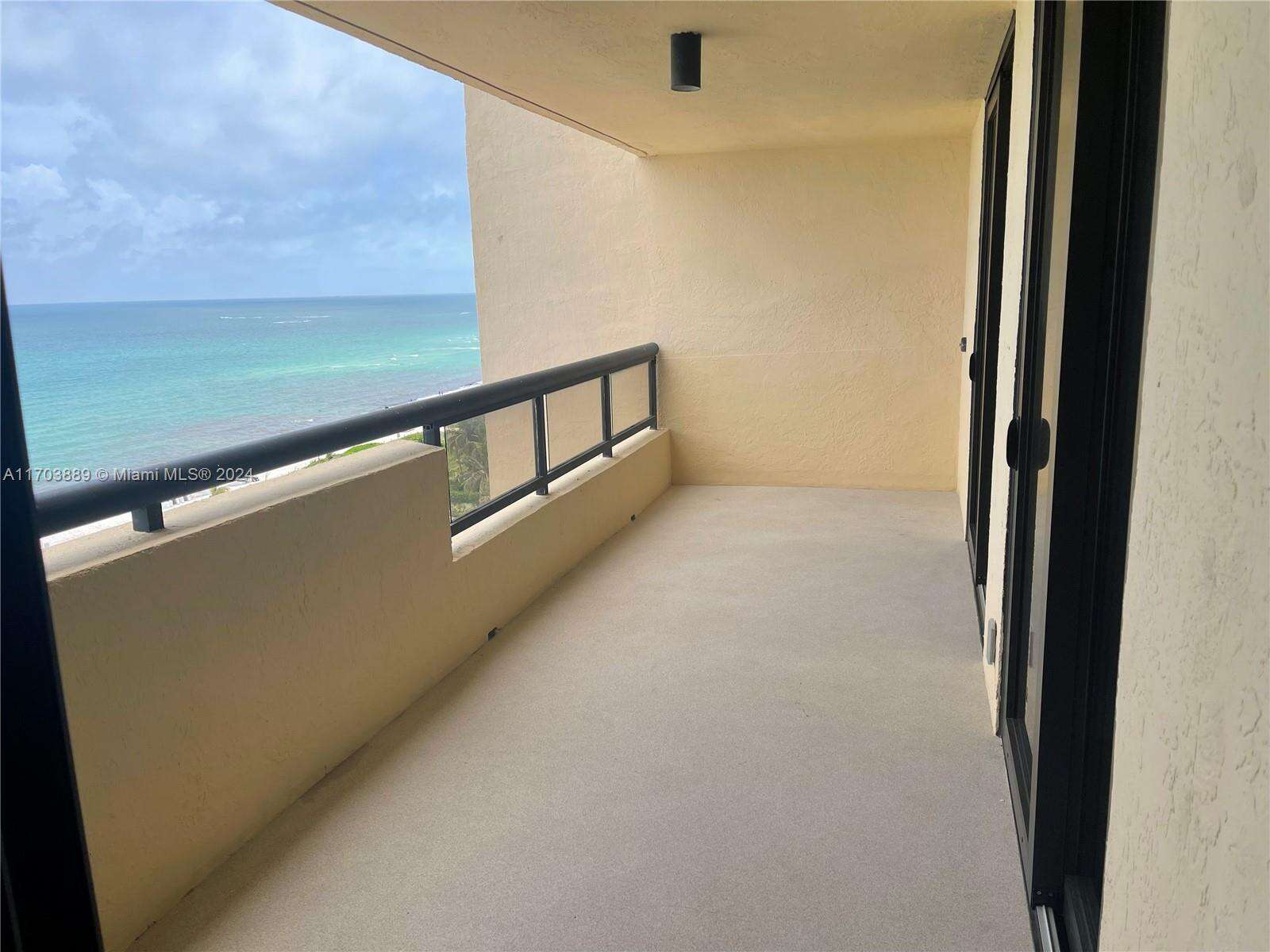 Club Atlantis at 2555 Collins Ave, Miami Beach, FL 33140 - For Rent photo 15