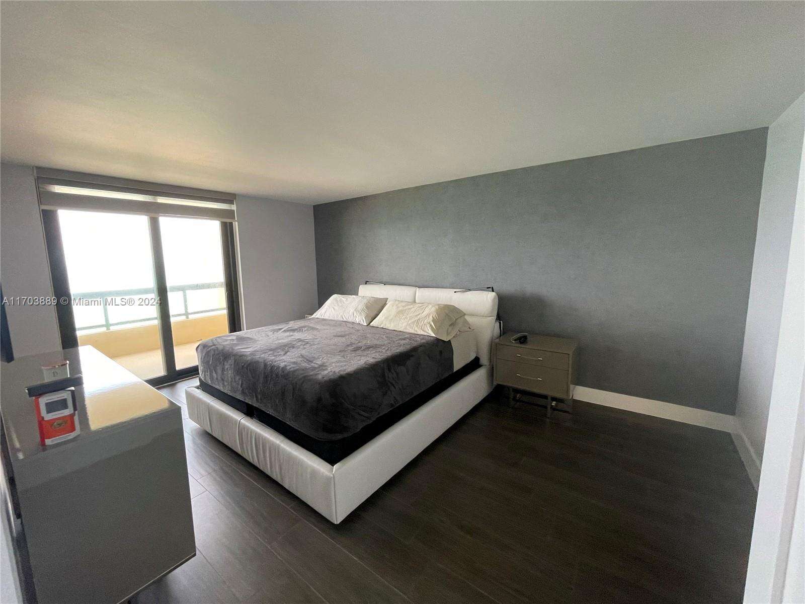 Club Atlantis at 2555 Collins Ave, Miami Beach, FL 33140 - For Rent photo 26