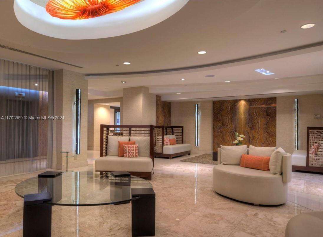 Club Atlantis at 2555 Collins Ave, Miami Beach, FL 33140 - For Rent photo 45