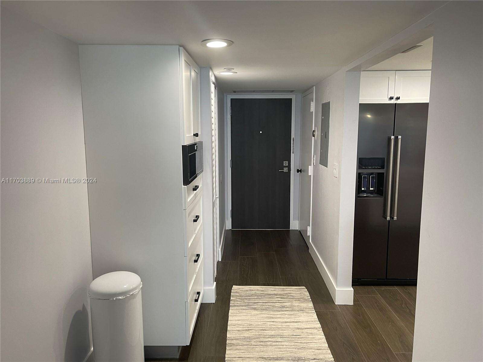 Club Atlantis at 2555 Collins Ave, Miami Beach, FL 33140 - For Rent photo 6