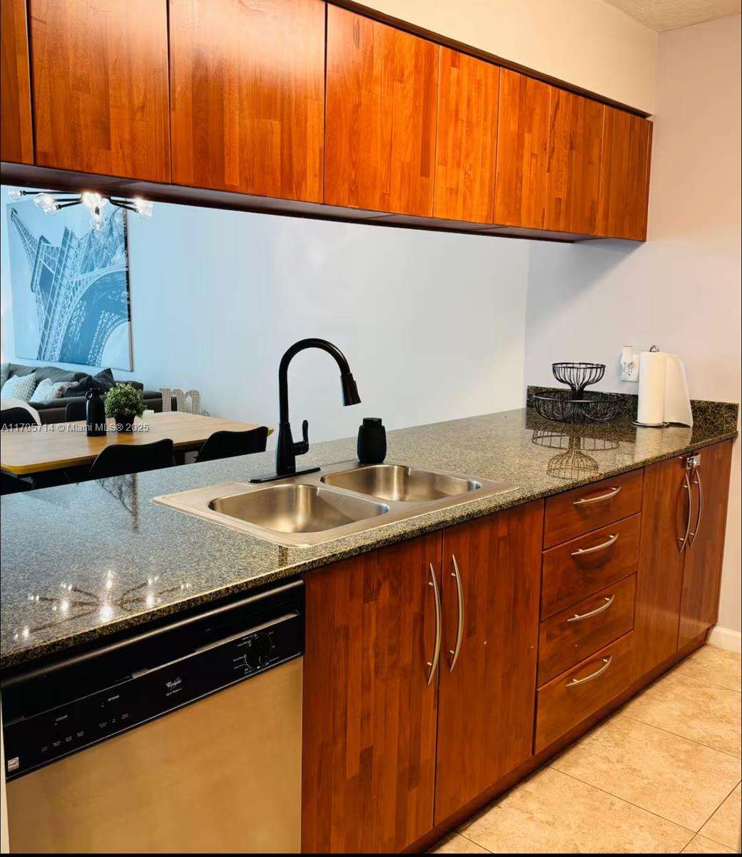 The Club At Brickell Bay at 1200 Brickell Bay Dr, Miami, FL 33131 - For Rent photo 13