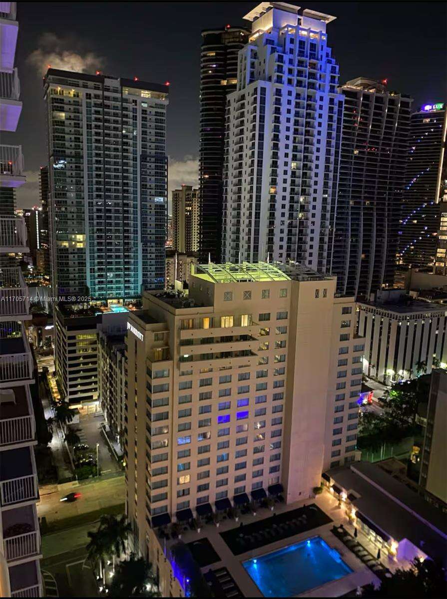 The Club At Brickell Bay at 1200 Brickell Bay Dr, Miami, FL 33131 - For Rent photo 35