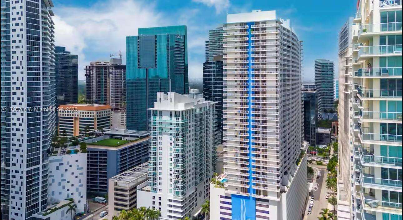 The Club At Brickell Bay at 1200 Brickell Bay Dr, Miami, FL 33131 - For Rent photo 48
