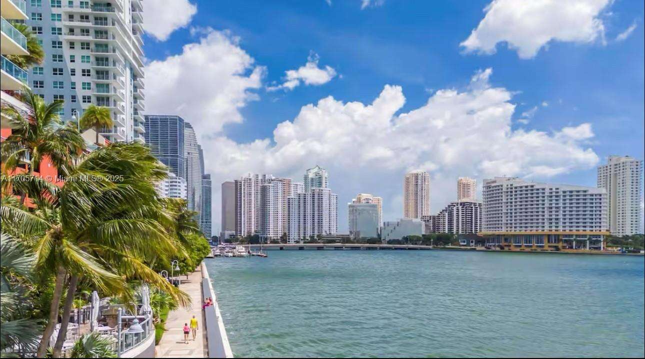 The Club At Brickell Bay at 1200 Brickell Bay Dr, Miami, FL 33131 - For Rent photo 49