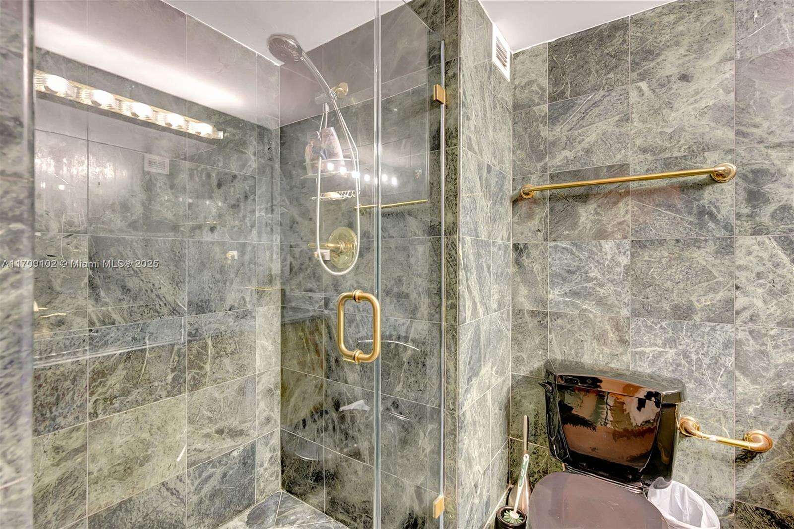 Roney Palace at 2301 Collins Ave, Miami Beach, FL 33139 - For Rent photo 14