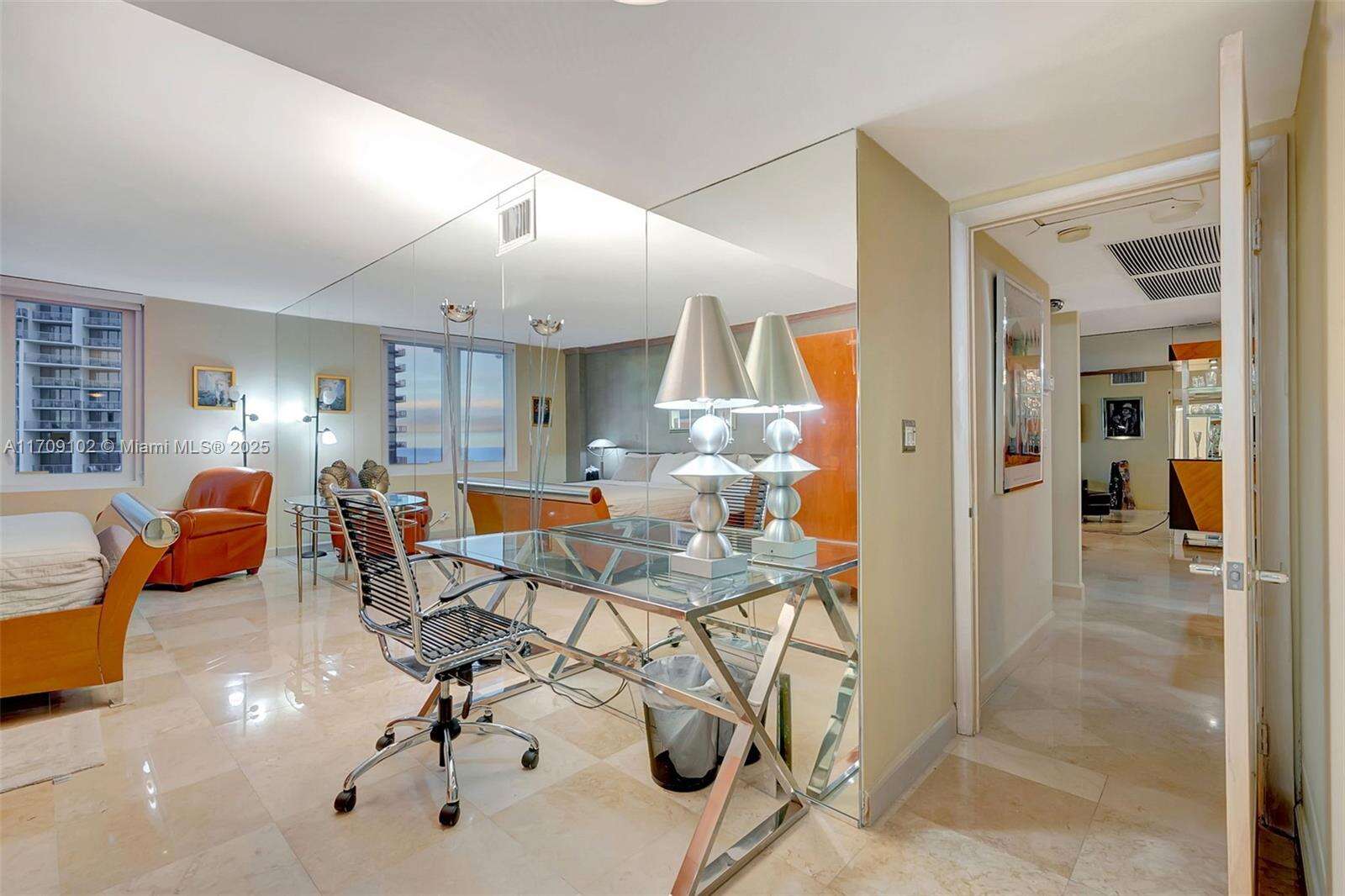 Roney Palace at 2301 Collins Ave, Miami Beach, FL 33139 - For Rent photo 18