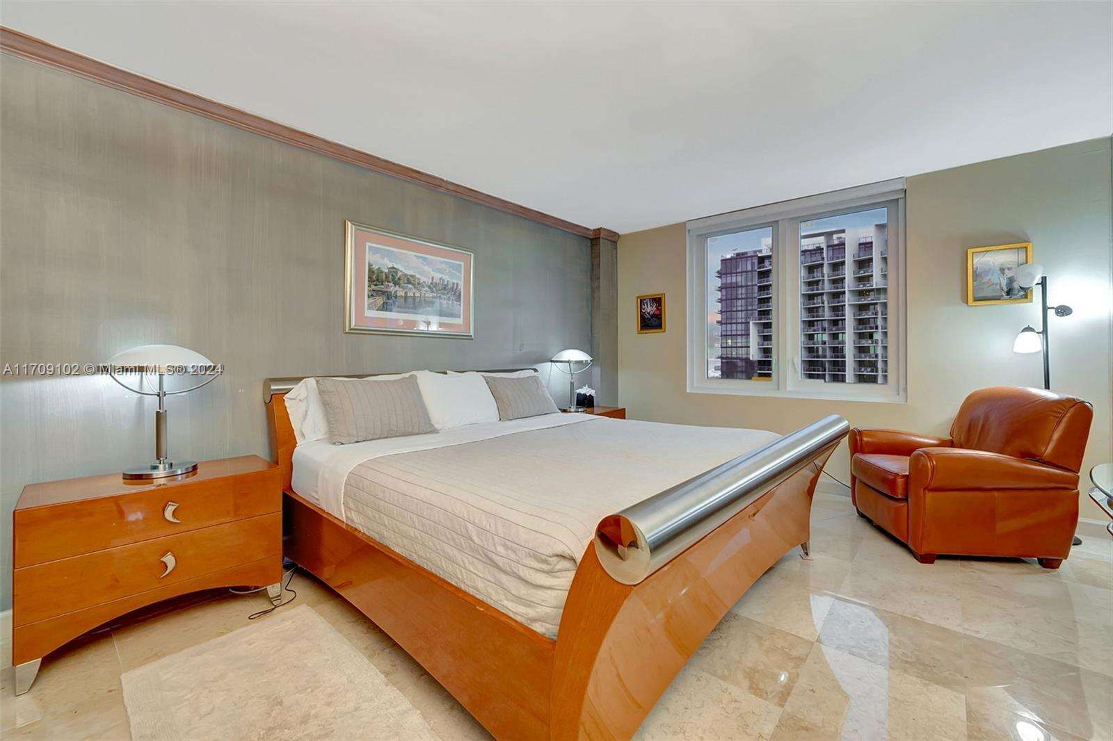 Roney Palace at 2301 Collins Ave, Miami Beach, FL 33139 - For Rent photo 19