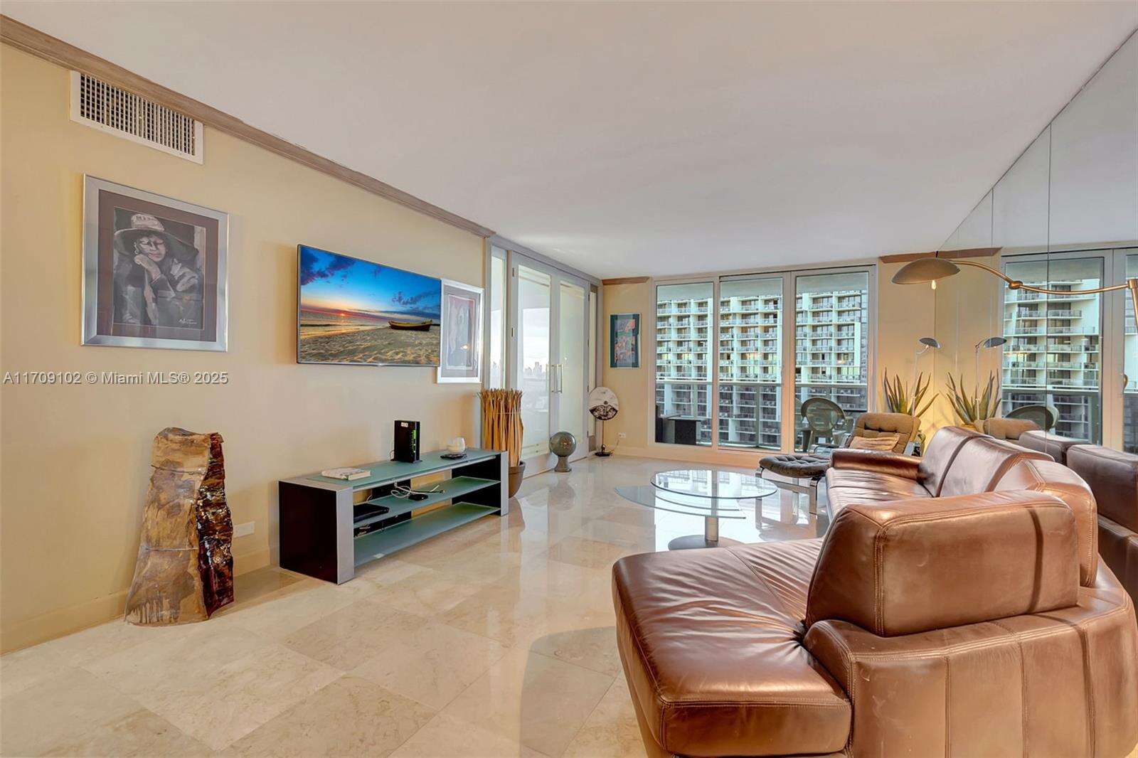 Roney Palace at 2301 Collins Ave, Miami Beach, FL 33139 - For Rent photo 3