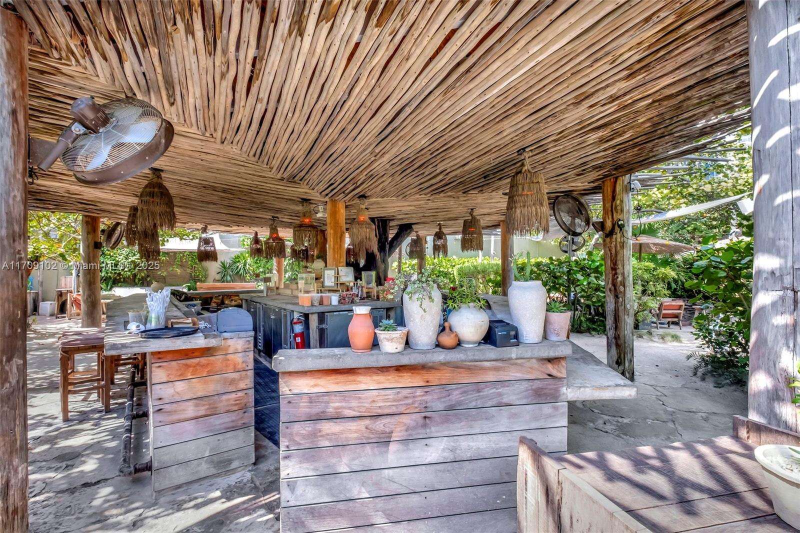 Roney Palace at 2301 Collins Ave, Miami Beach, FL 33139 - For Rent photo 42