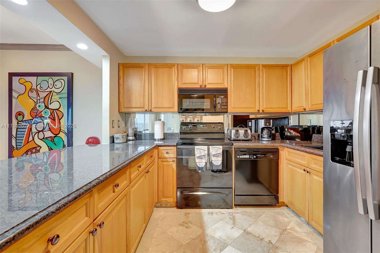 Roney Palace at 2301 Collins Ave, Miami Beach, FL 33139 - For Rent photo 10