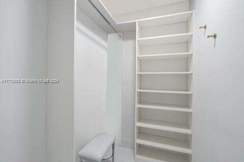 Decoplage at 100 Lincoln Rd, Miami Beach, FL 33139 - For Rent photo 14