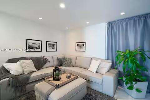 Decoplage at 100 Lincoln Rd, Miami Beach, FL 33139 - For Rent photo 19